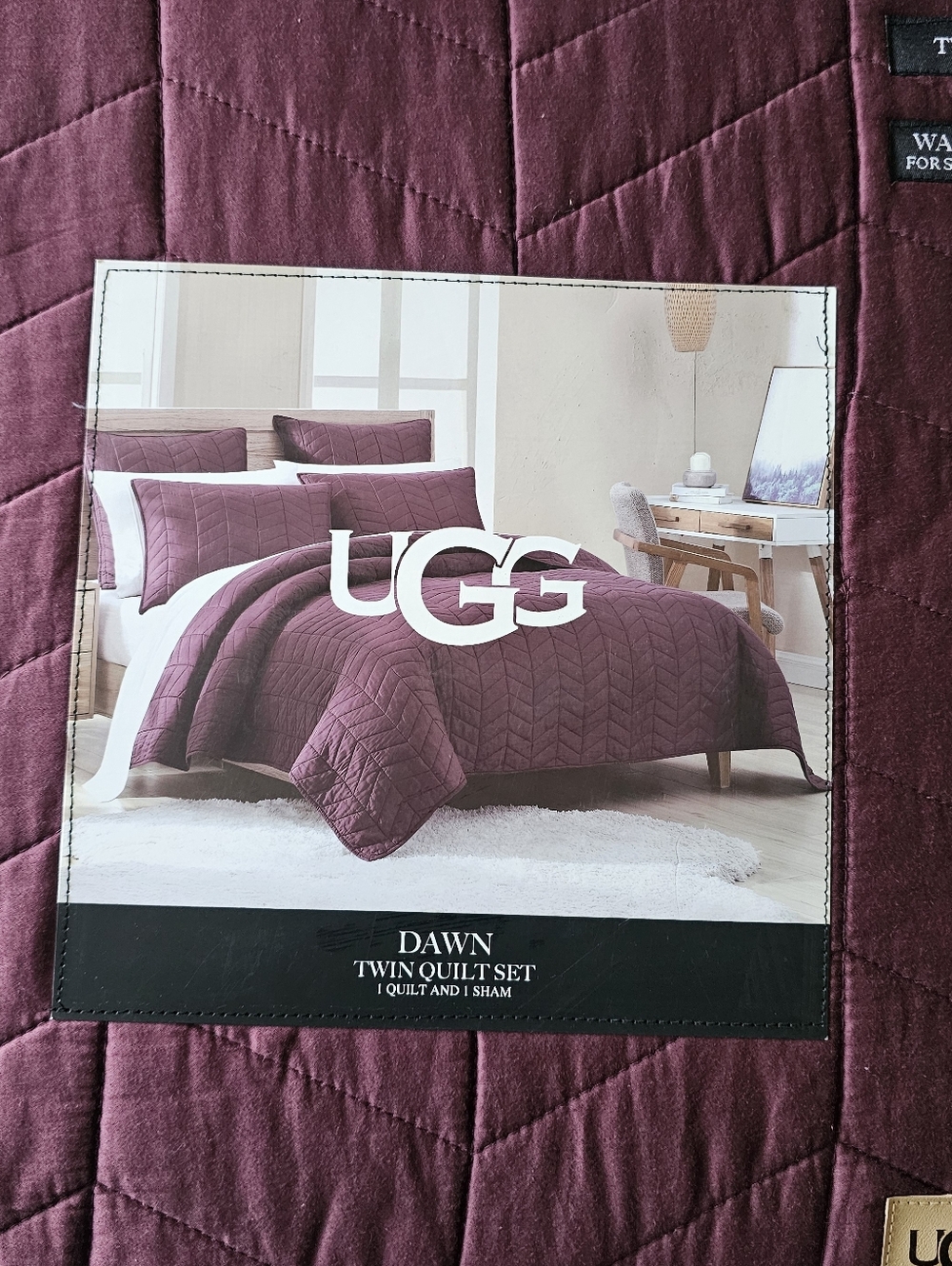 Ugg Dawn Twin Quilt Set. Great College